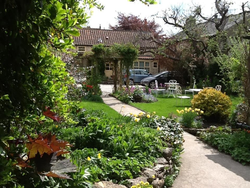 Bramwood Cottages Pickering Exteriör bild